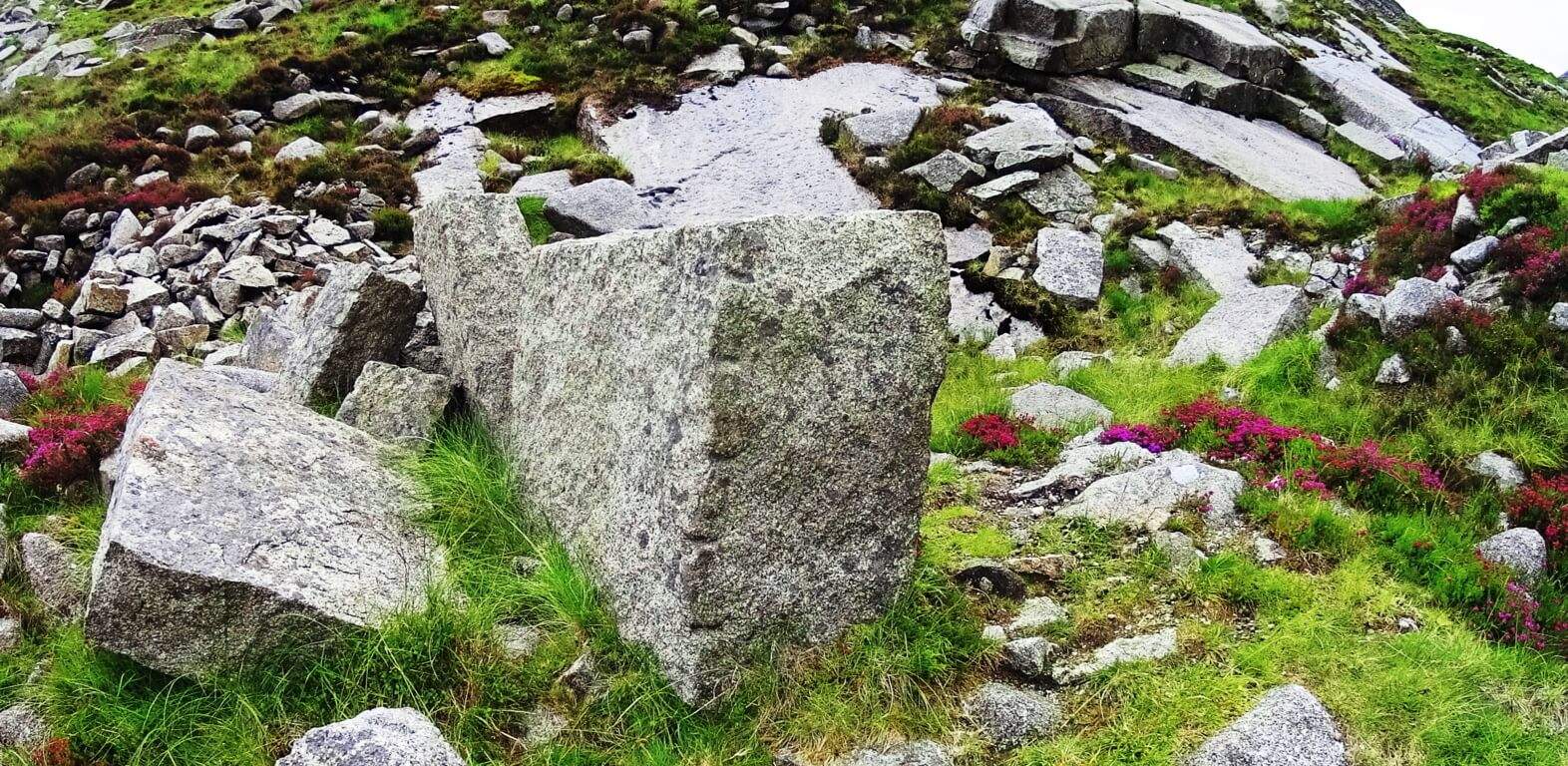 bearnagh-ancient-cut-stone-fileminimizer