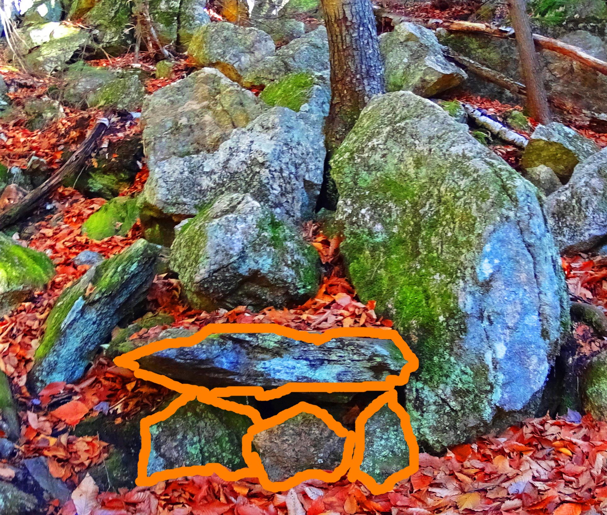 Mini dolmen1